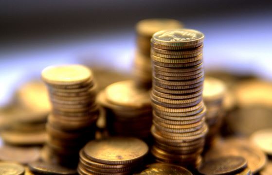 2025年5月7号寅时出生的女孩如何起名，需要注意什么